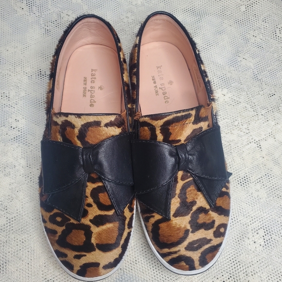 Kate spade Delise Calf Hair Leather Leopard print slip on Sneaker Bow size 6 B - Picture 4 of 10